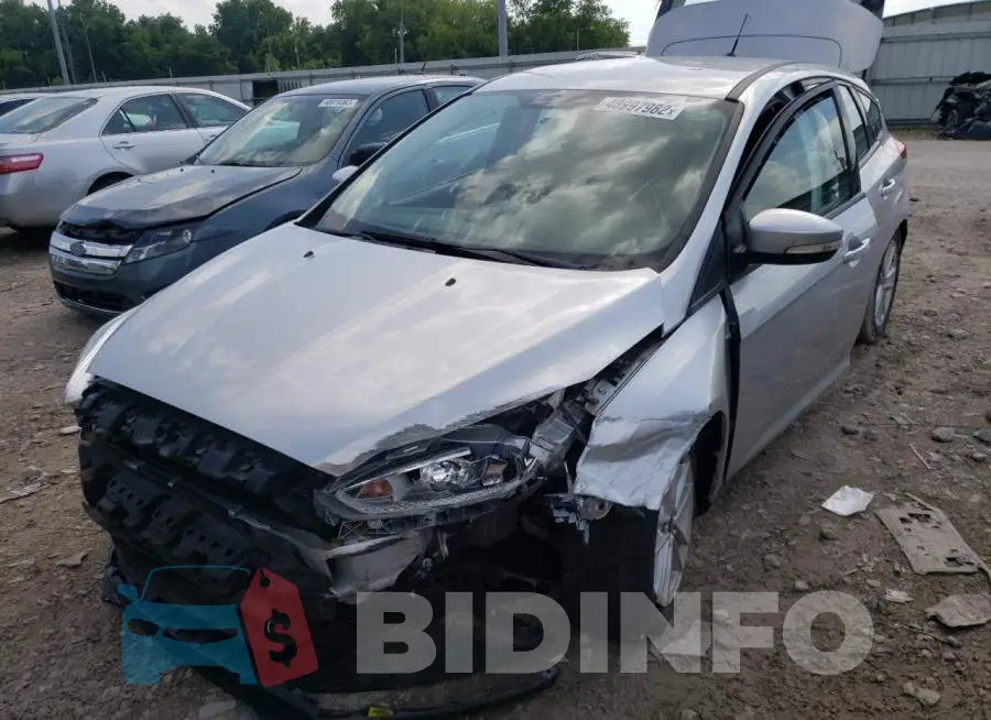 1FADP3K2XGL269960 Photo# 2