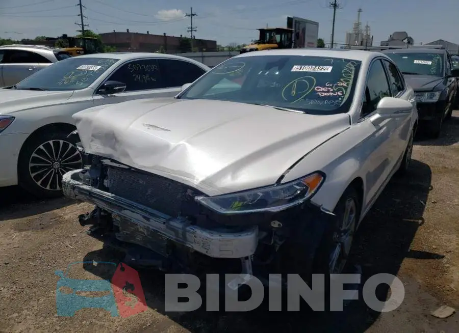3FA6P0RUXLR156892 Photo# 2