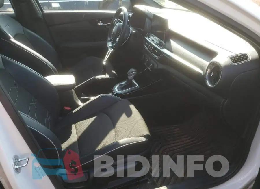3KPF34AD9ME331781 Photo# 5