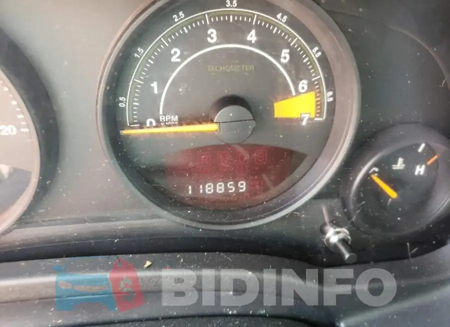 1C4NJPBAXHD118448 Photo# 8