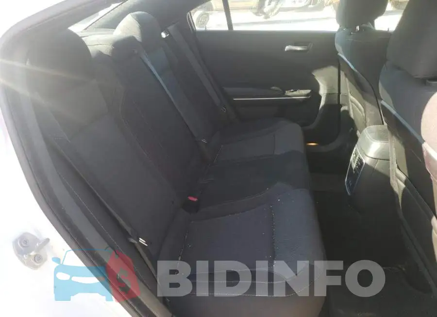 2C3CDXBG6KH703187 Photo# 6