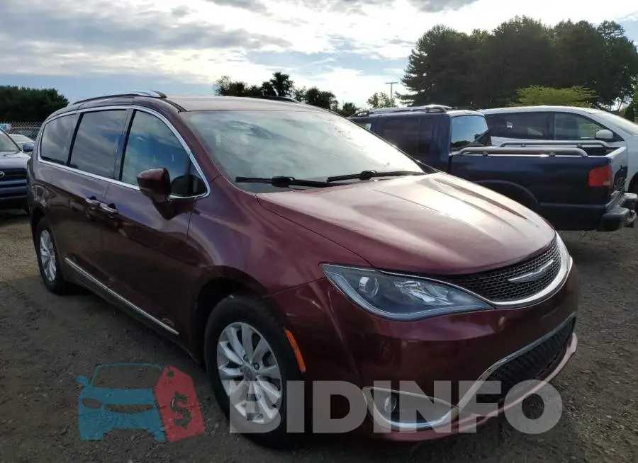 2C4RC1BG7JR120917 Photo# 1