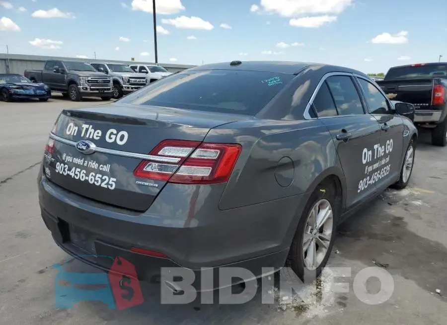 1FAHP2D82JG103137 Photo# 4