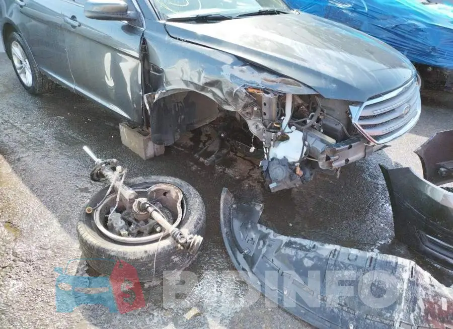 1FAHP2E85HG118143 Photo# 9