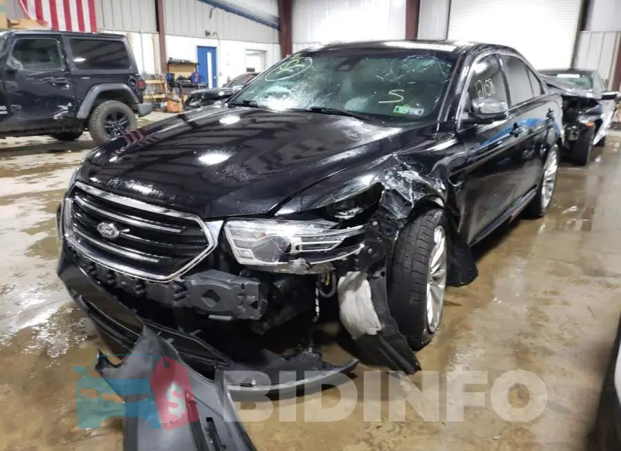 1FAHP2F86JG129852 Photo# 2