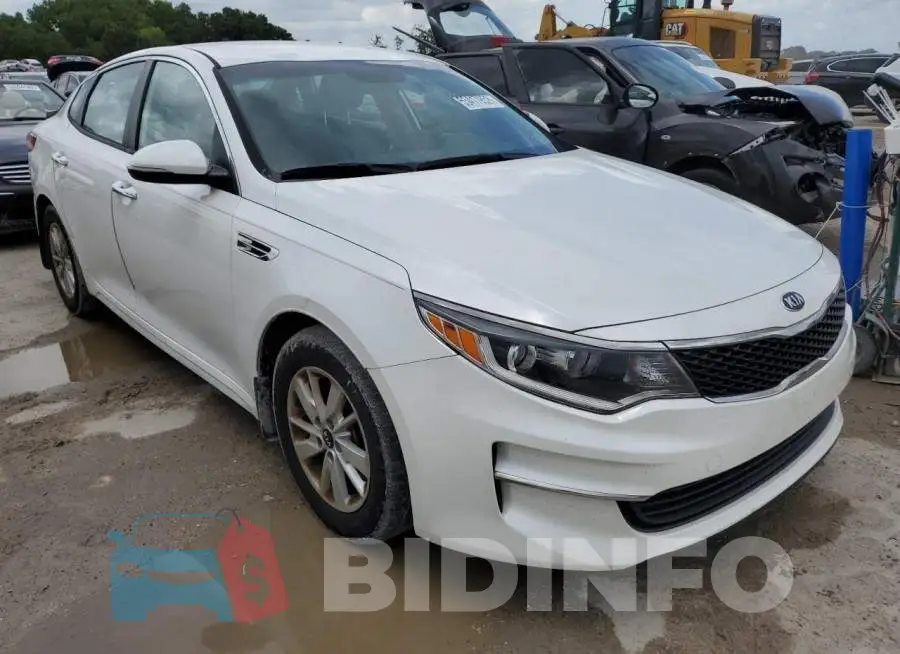 KNAGT4L3XG5102144 Photo# 1