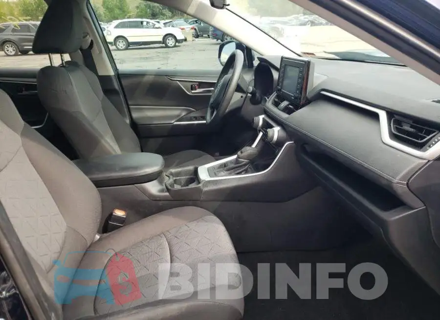 2T3P1RFV6LC126044 Photo# 5