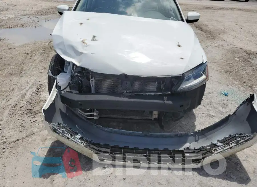 3VW167AJ9HM394008 Photo# 9