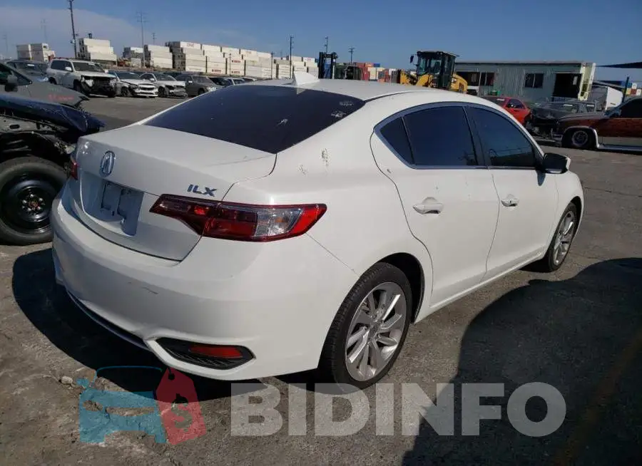 19UDE2F35HA015262 Photo# 4