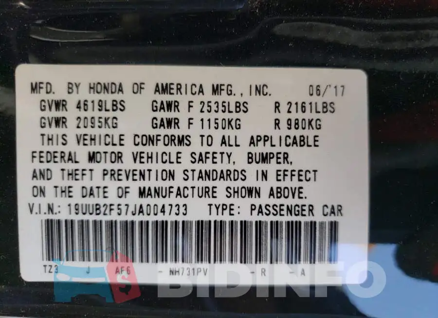 19UUB2F57JA004733 Photo# 10