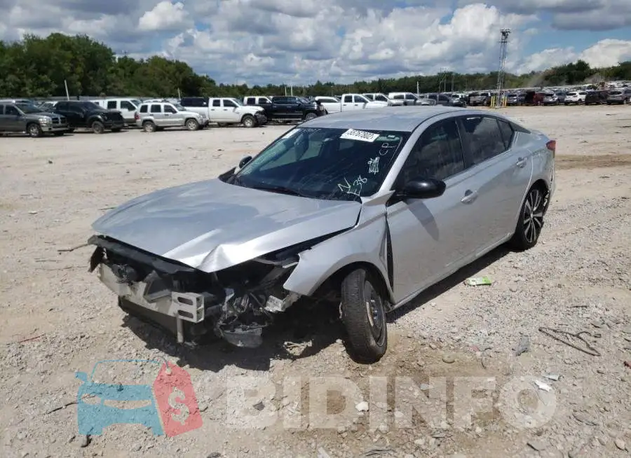 1N4BL4CV5KC243227 Photo# 2