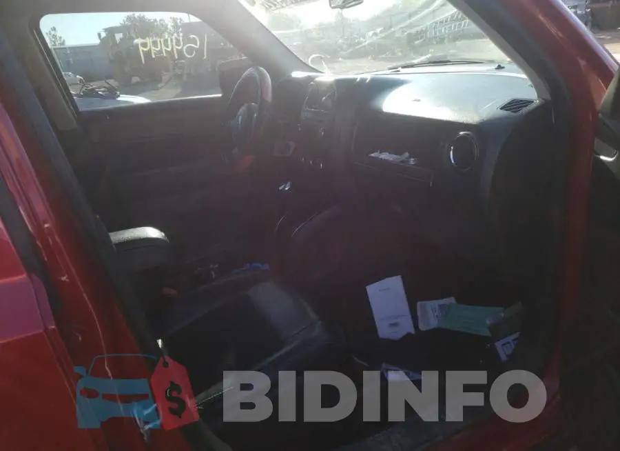 1C4NJPBA8GD706301 Photo# 5