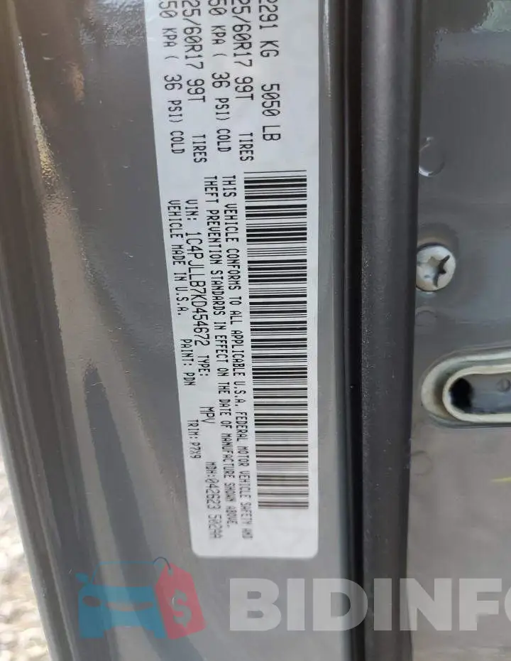 1C4PJLLB7KD454672 Photo# 10