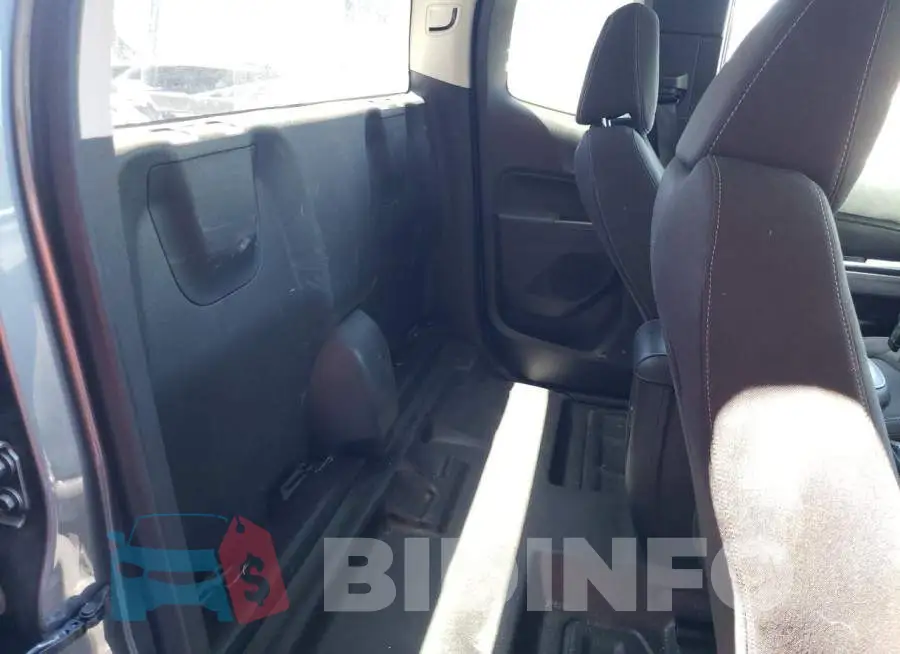 1GCHSCEA1M1276221 Photo# 6