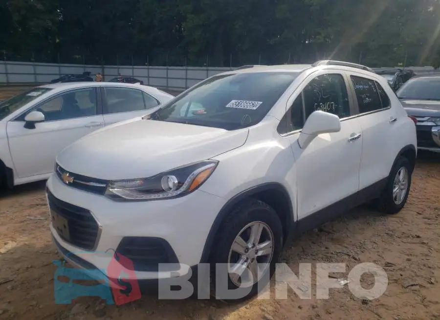 3GNCJLSB2HL272629 Photo# 2