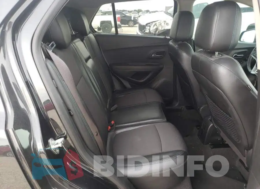 KL7CJLSB9GB551761 Photo# 6