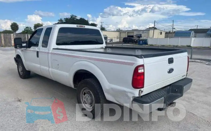 1FT7X2A60GEA08623 Photo# 3