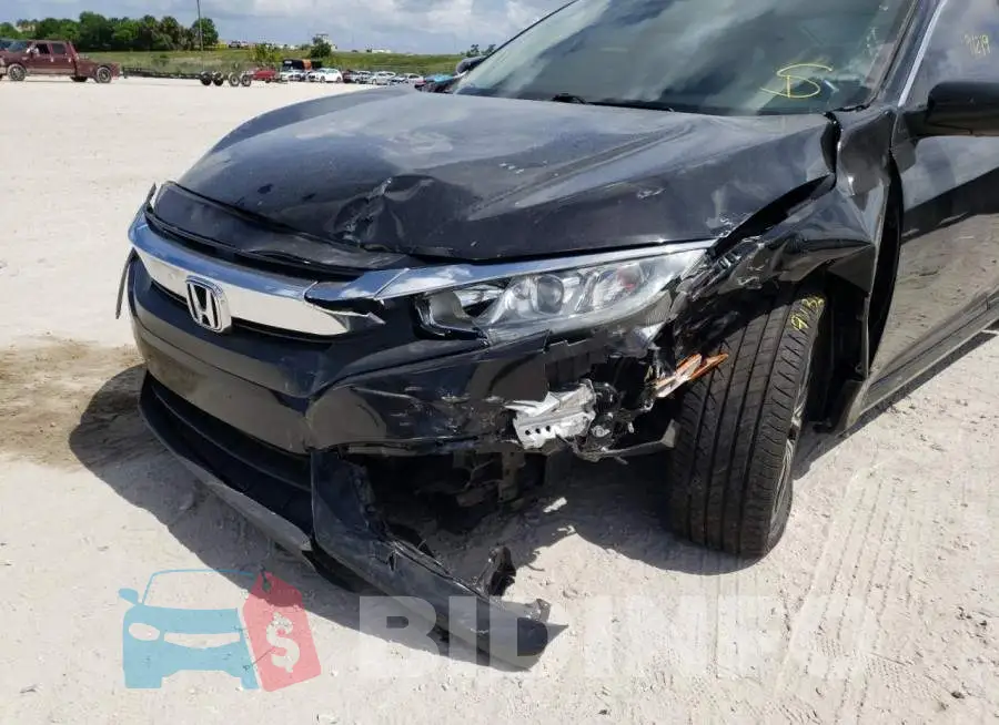 19XFC1F72HE017252 Photo# 9