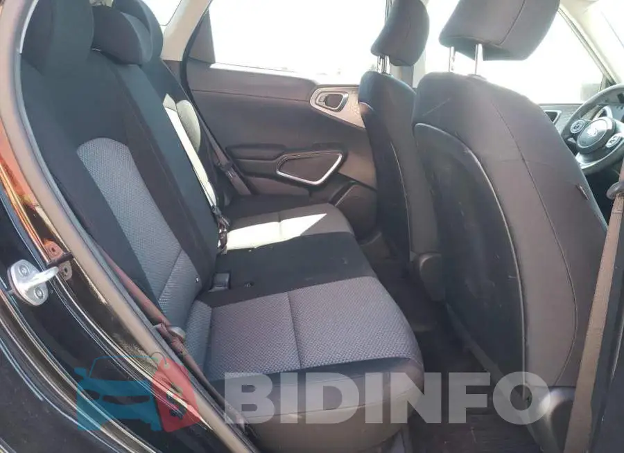 KNDJ22AUXL7090796 Photo# 6