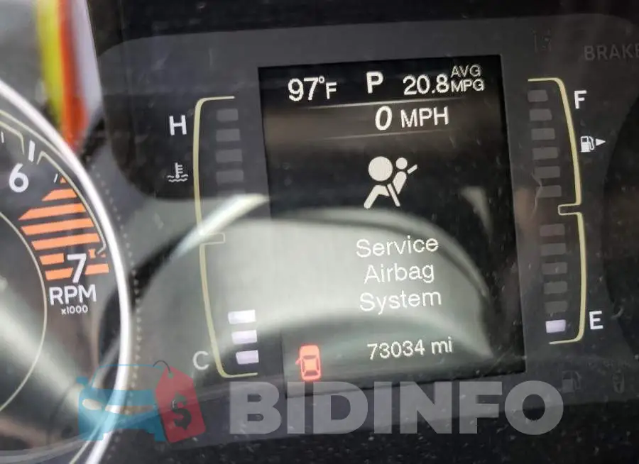 1C4PJLCB8HW650133 Photo# 8