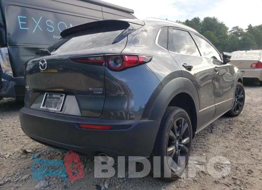 3MVDMBDY8NM405432 Photo# 4