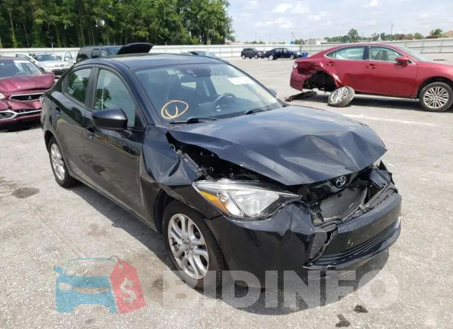 3MYDLBYV1HY175235 Photo# 1