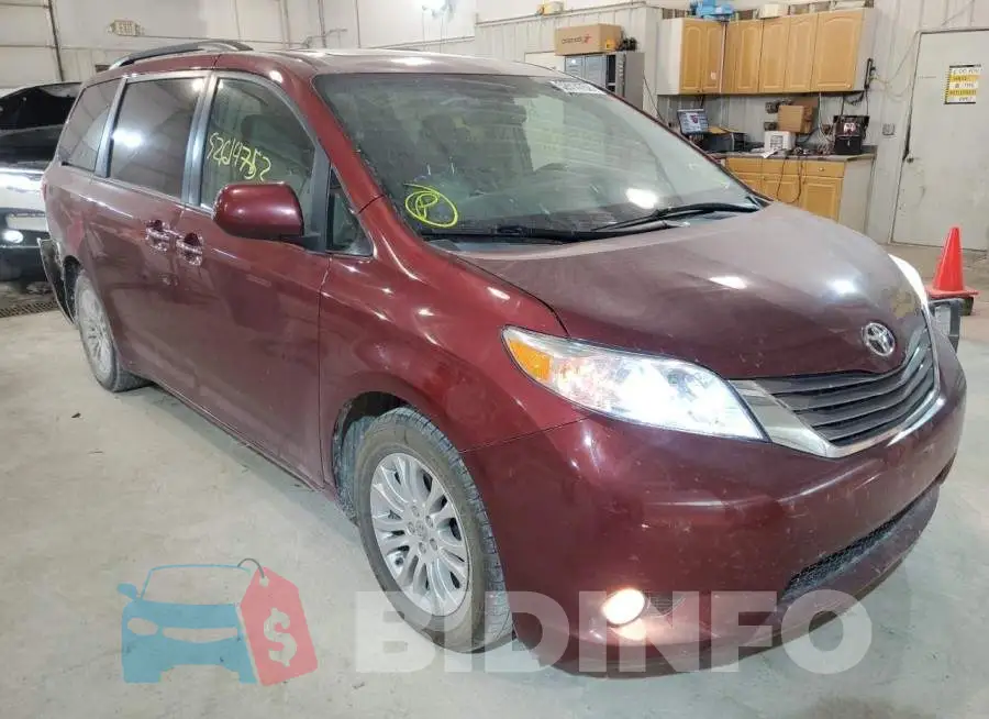 5TDYK3DC1GS702564 Photo# 1