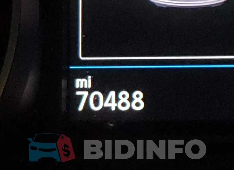 1V2MR2CA7JC595631 Photo# 8