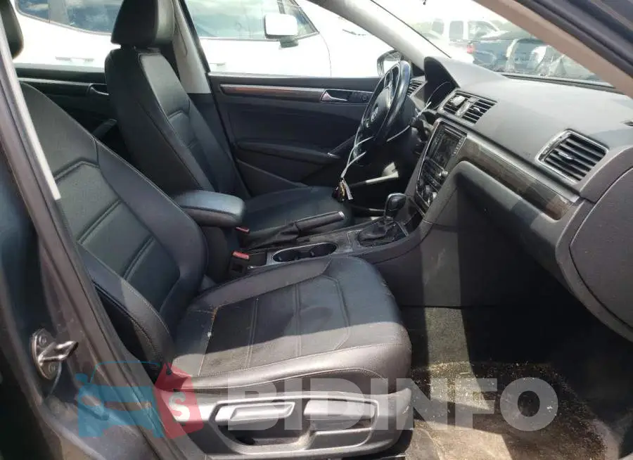 1VWBT7A33HC054241 Photo# 5