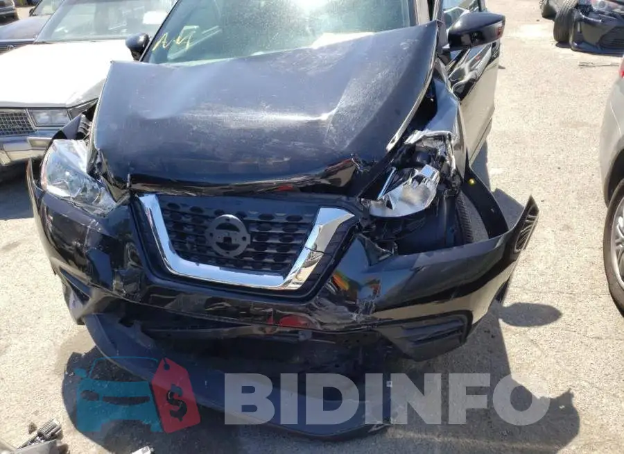 3N1CP5CU2JL522902 Photo# 7