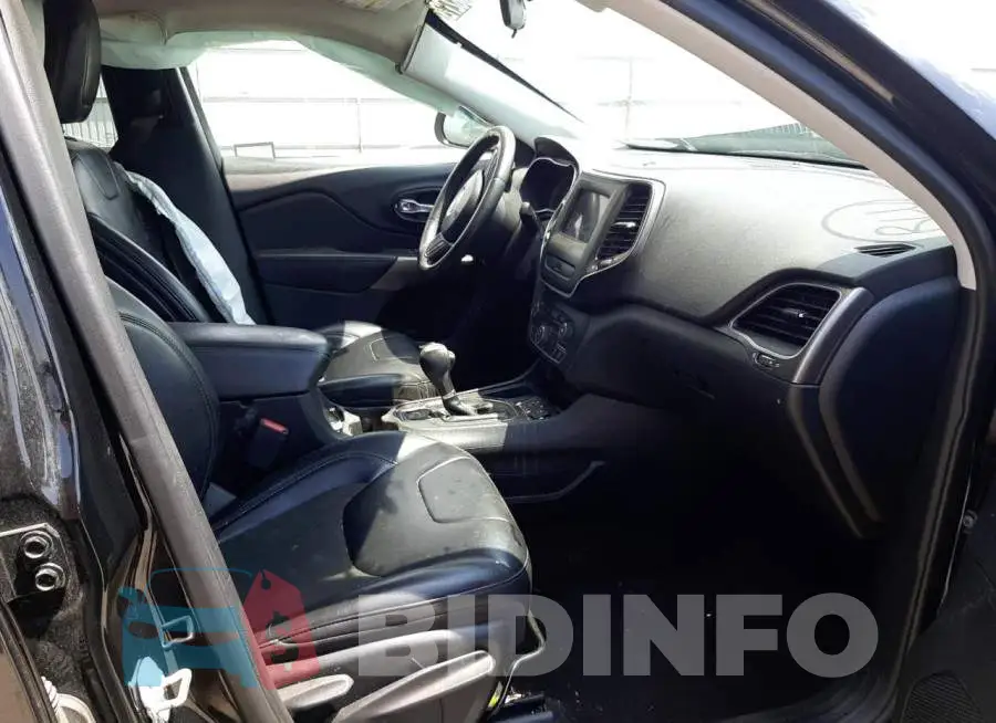 1C4PJLLB9KD240539 Photo# 5