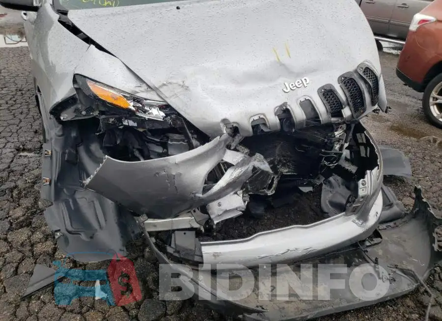 1C4PJMCB6HW521328 Photo# 9