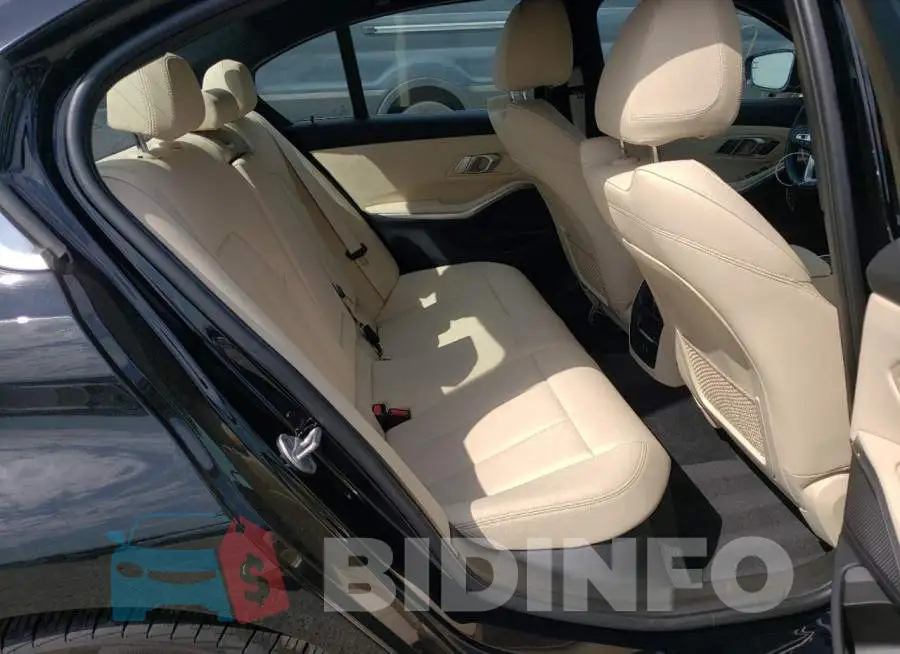 3MW5R1J09M8B76537 Photo# 6