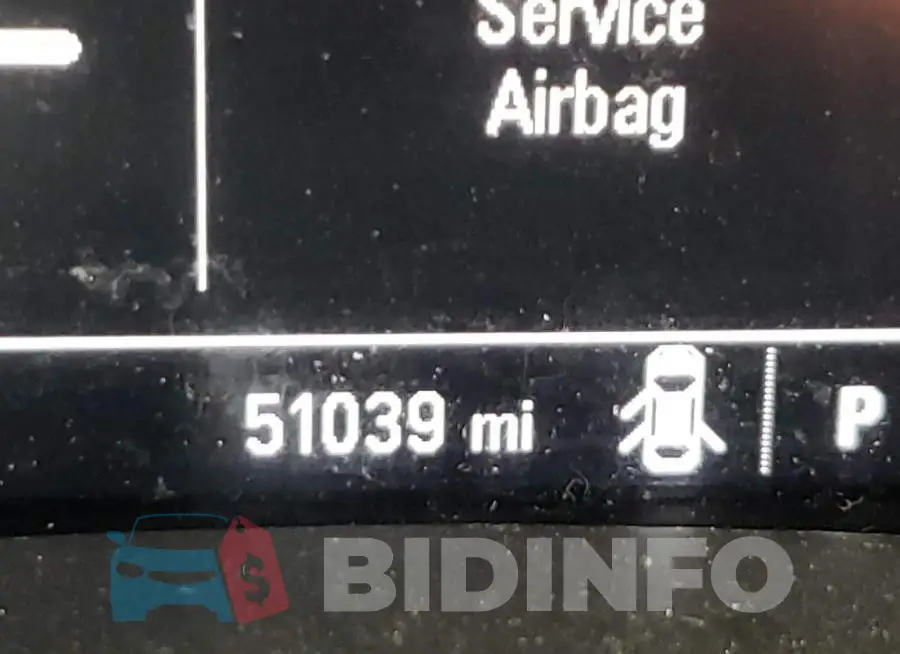 1GCHTBEA3H1187618 Photo# 8