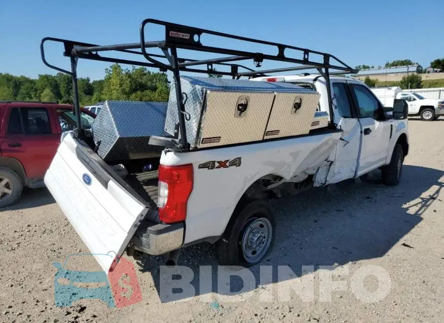 1FT7X2B68MEC82792 Photo# 4