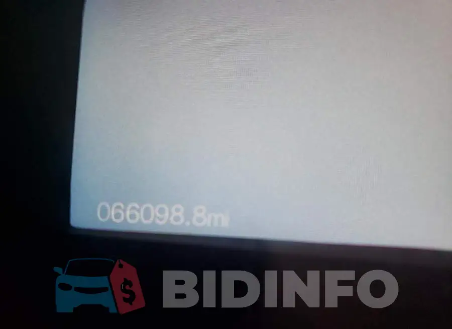 2FMPK4AP1JBC09089 Photo# 8