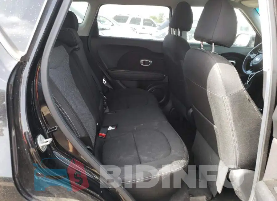 KNDJP3A5XJ7537091 Photo# 6