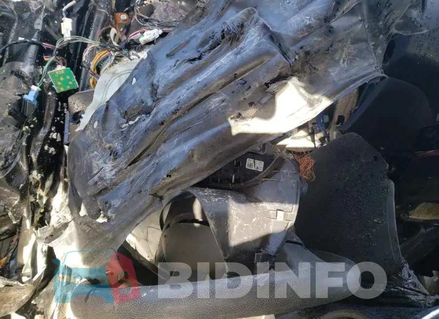 ML32A3HJ8HH002003 Photo# 8
