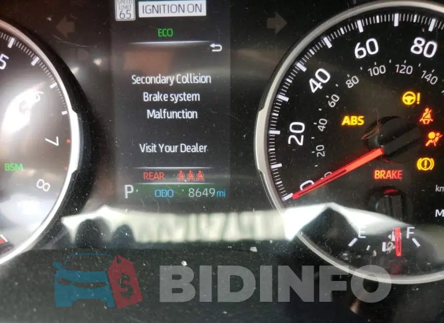 2T3A1RFV8MC237461 Photo# 8