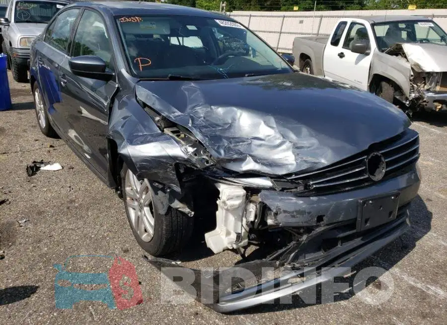 3VW2B7AJ8HM318411 Photo# 1