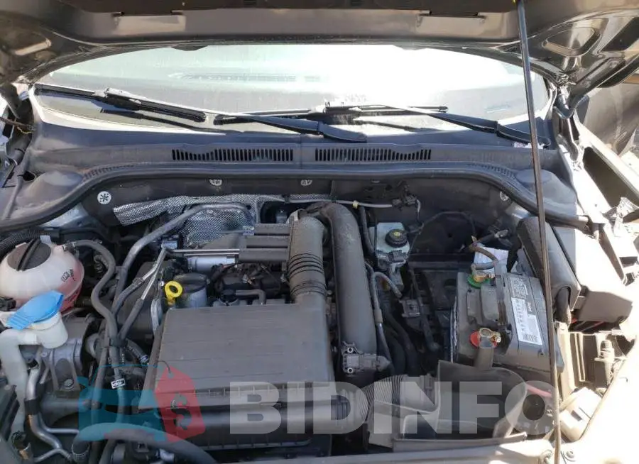 3VW2B7AJ9HM319339 Photo# 7