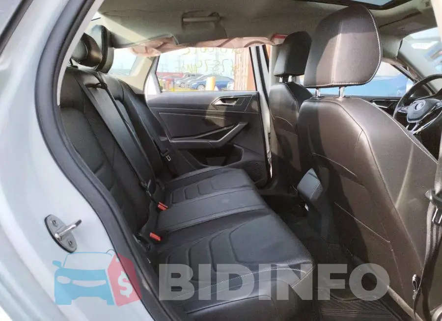 3VWG57BU0KM028581 Photo# 6