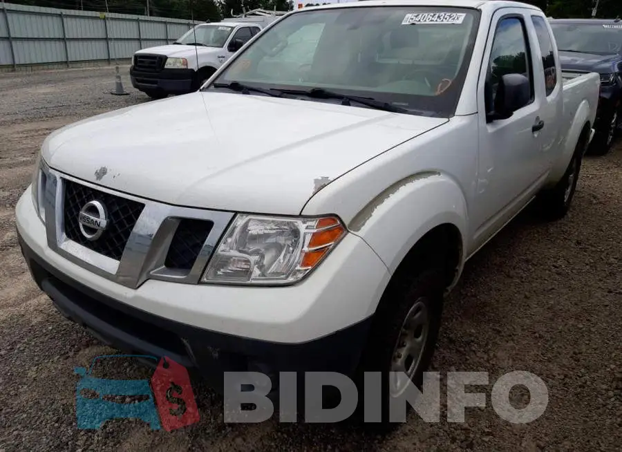 1N6BD0CT8HN742869 Photo# 2