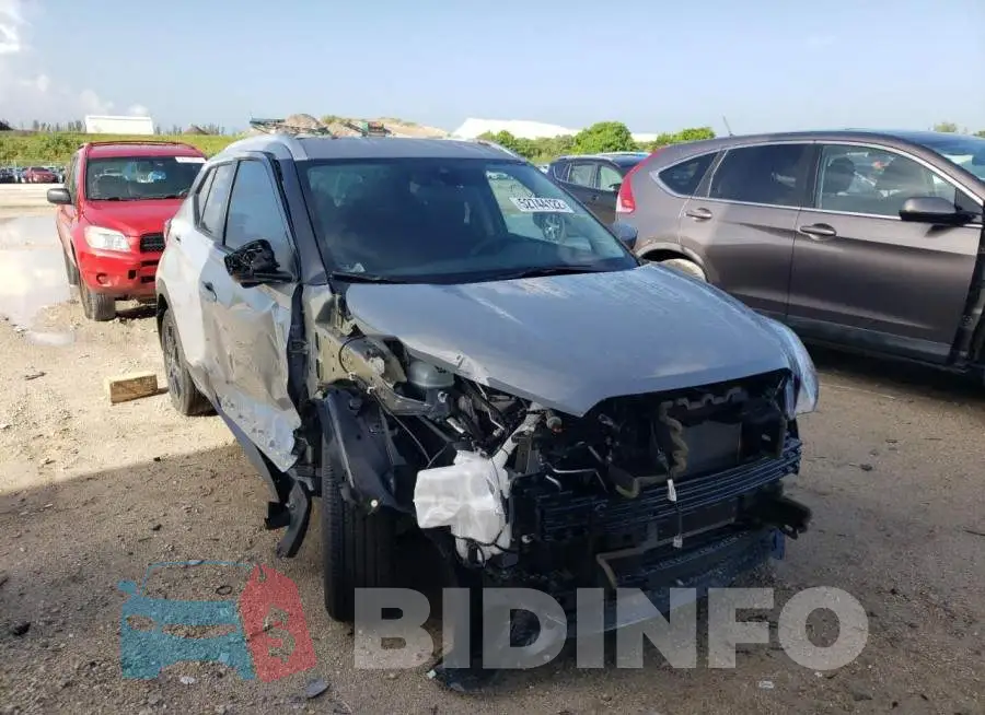 3N1CP5CV7NL506676 Photo# 1