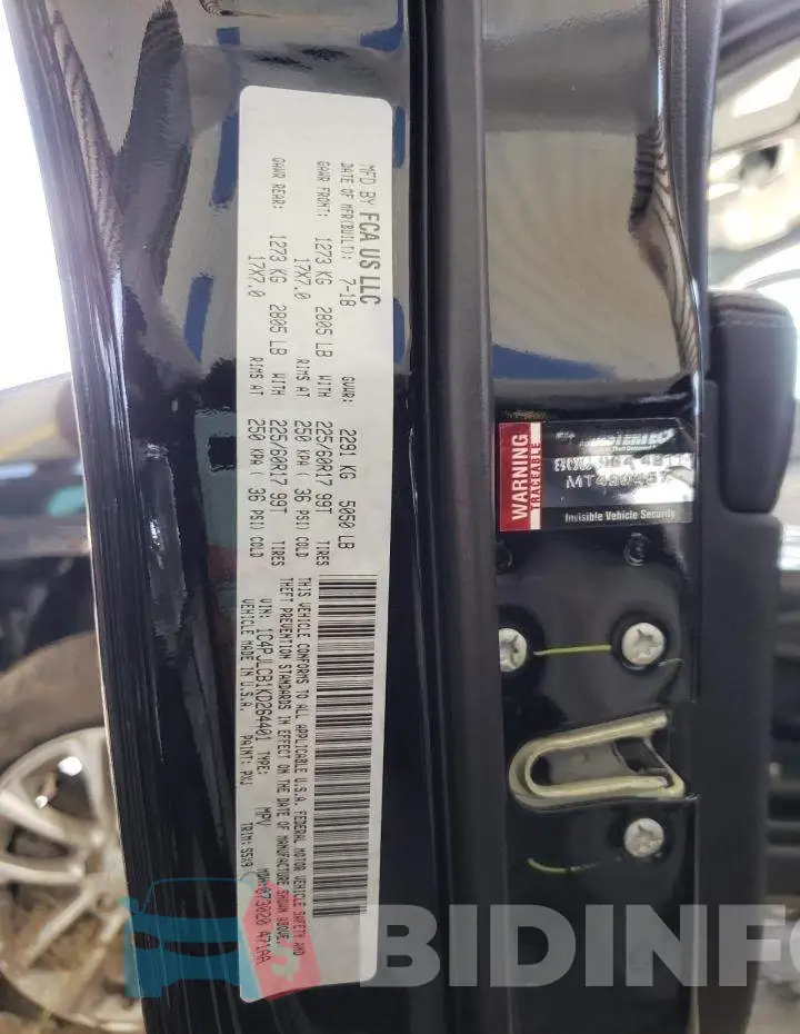 1C4PJLCB1KD264401 Photo# 10
