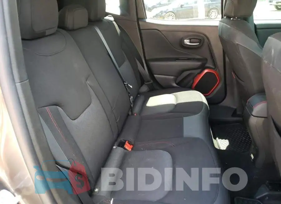 ZACCJBCB5HPE46413 Photo# 6