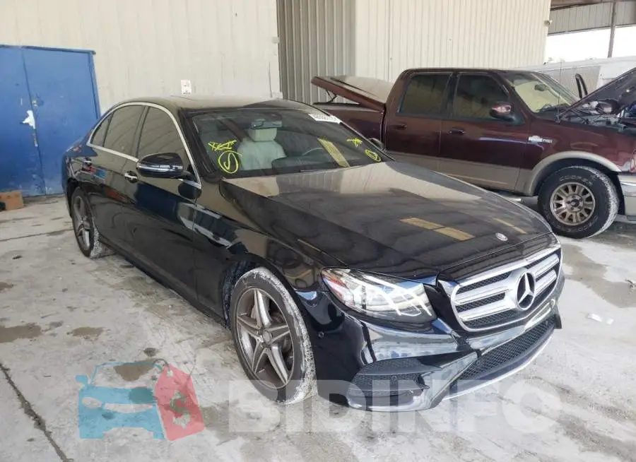 WDDZF4JB7HA026457 Photo# 1