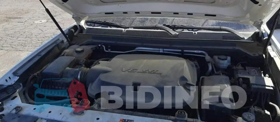 1GCHSBENXJ1275609 Photo# 7