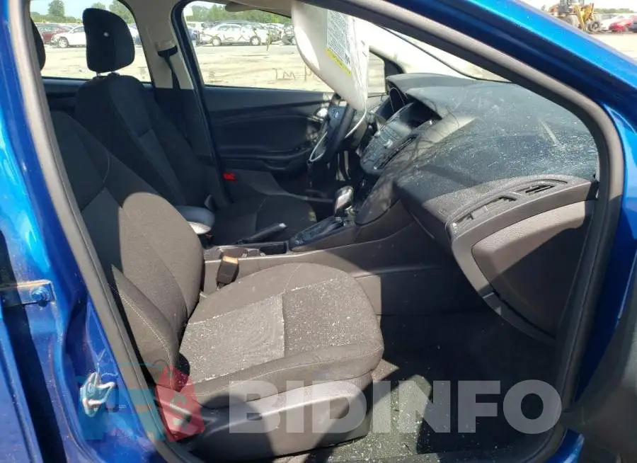 1FADP3F22JL215134 Photo# 5