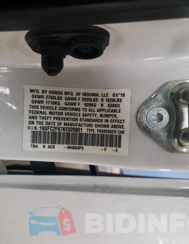 19XFC2F67KE020801 Photo# 10